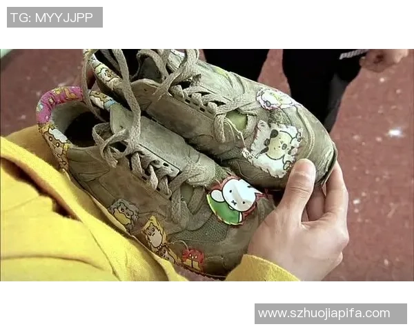 少林足球星爷同款鞋引领潮流回归，复古设计与现代运动完美融合