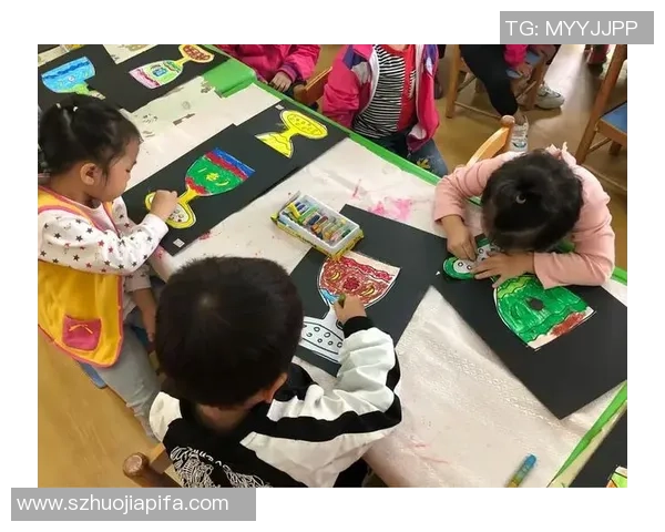 打造专属足球明星卡片的艺术之旅,探索球星形象与设计灵感的完美结合