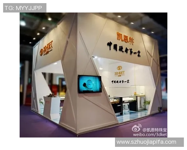 精美足球球星手办图片展示收藏魅力彰显运动与艺术的独特结合