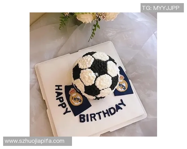 足球主题生日蛋糕定制创意设计让球迷畅享专属明星甜蜜时刻