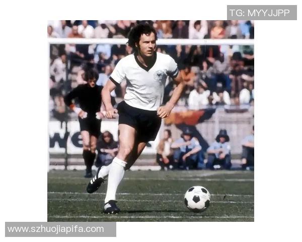 足球历史十大传奇老球星排名揭秘 谁是最伟大的足球人物