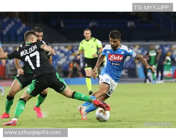 足球巨星训练揭秘：从技术细节到体能挑战，如何打磨世界级球员实力