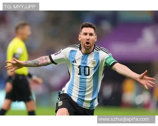 高清足球球星排版素材集合展示顶级球员风采与经典瞬间